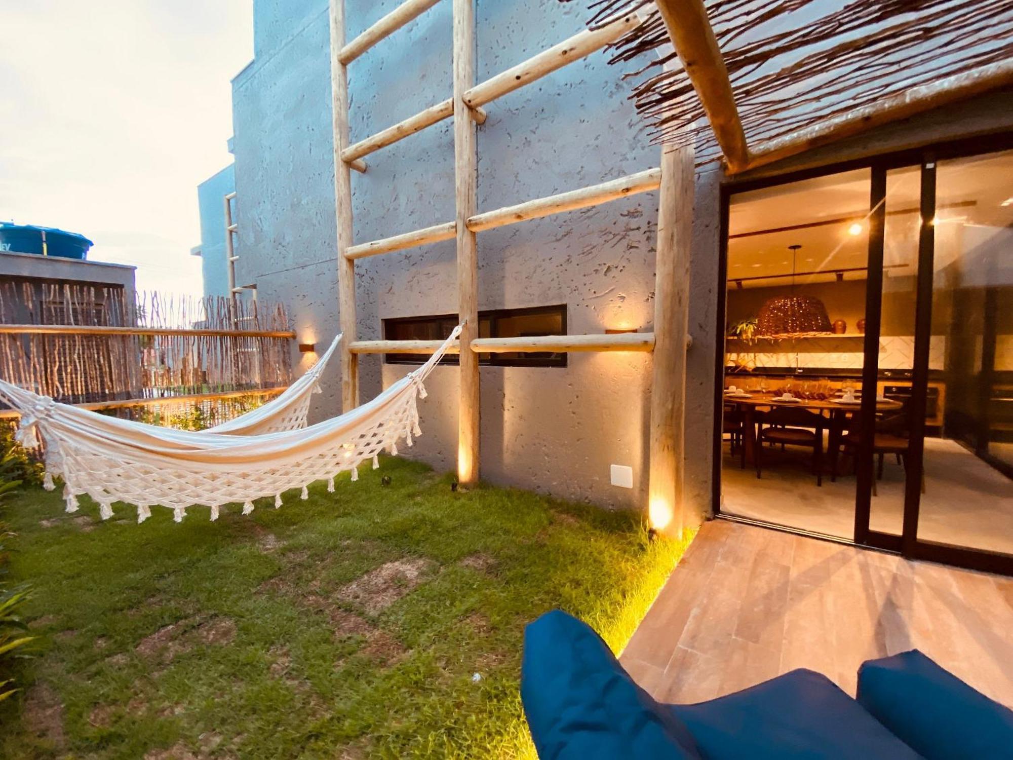 Qavi - Pysa Villas De Luxo Por Quarto A Vista เซามิเกลโดสมีลาเกรส ภายนอก รูปภาพ