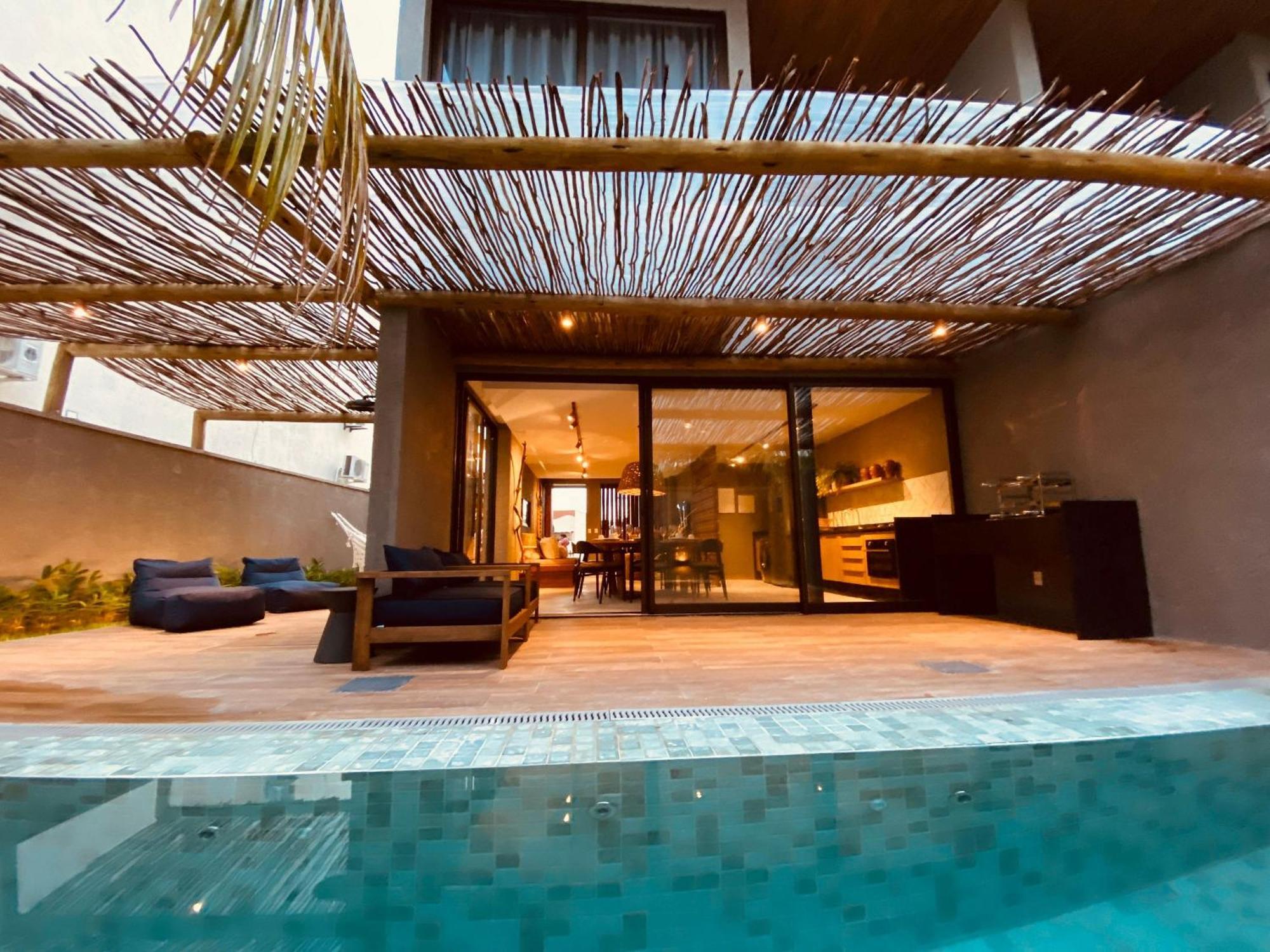 Qavi - Pysa Villas De Luxo Por Quarto A Vista เซามิเกลโดสมีลาเกรส ภายนอก รูปภาพ