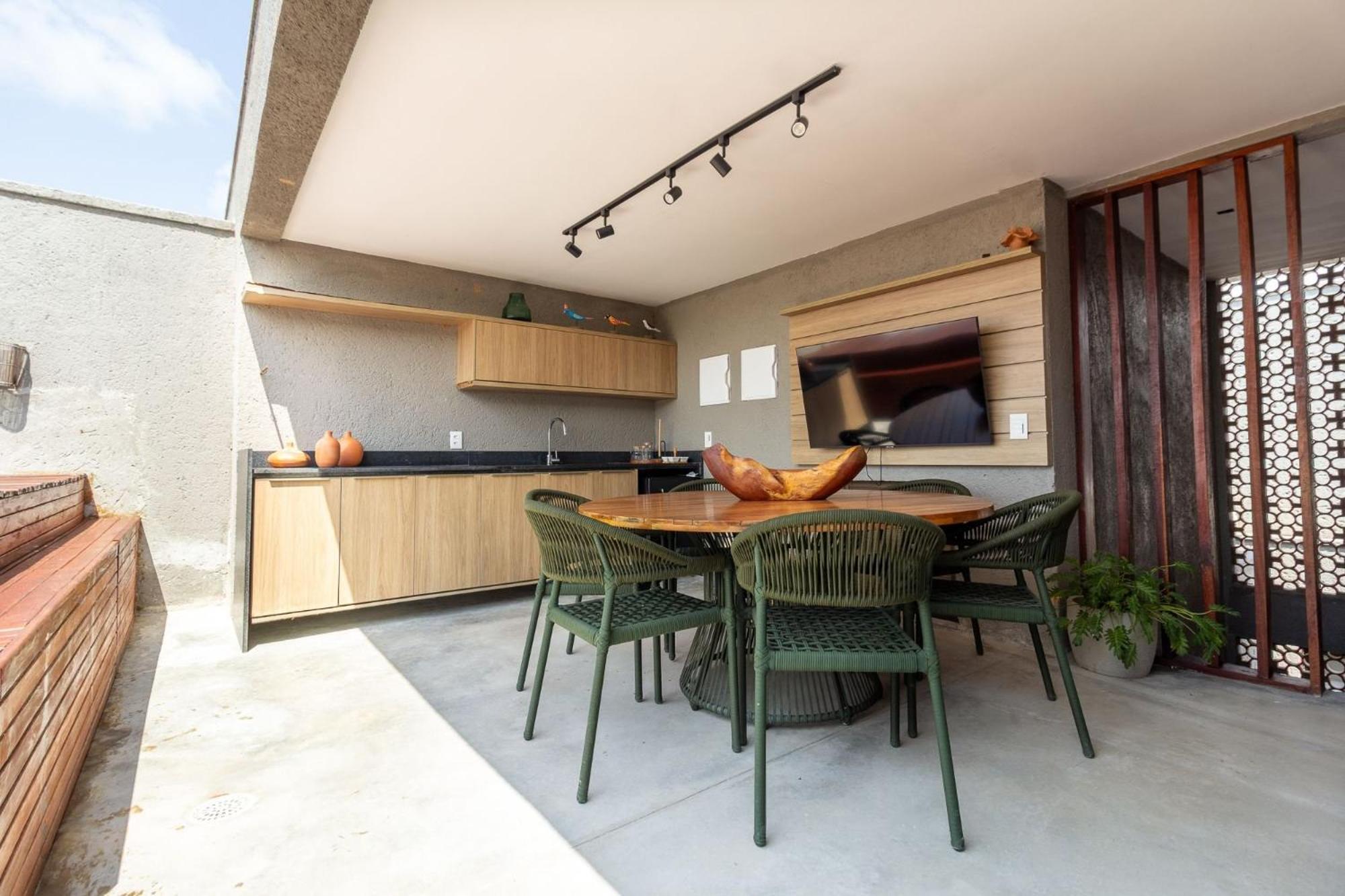 Qavi - Pysa Villas De Luxo Por Quarto A Vista เซามิเกลโดสมีลาเกรส ภายนอก รูปภาพ
